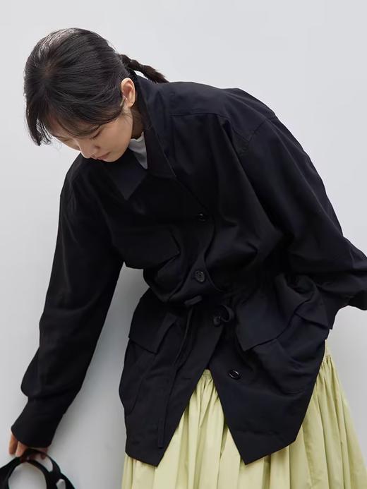 步履不停/4C23111C/工装感收腰休闲翻领外套 商品图3