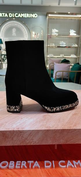 【云粉节】【9折】BF楼诺贝达时尚冬靴RA247613吊牌价2280