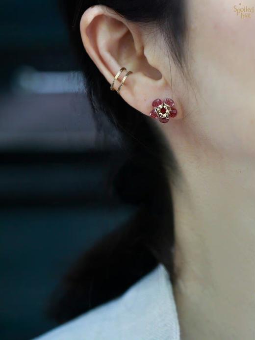 SpoiledBrat Jewelry草莓晶小花耳钉 商品图1