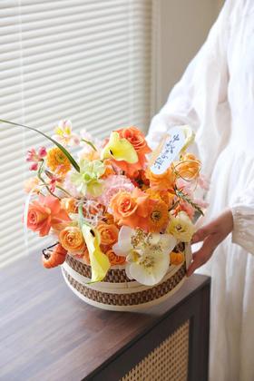 鲜花手提花篮