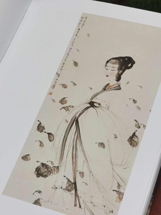 《艺术巨匠 傅抱石》，小8开，软精装，陈传席著，颂雅风出品，河北教育出版社2014年一版一印，223页，定价138，售价88元。 商品图12