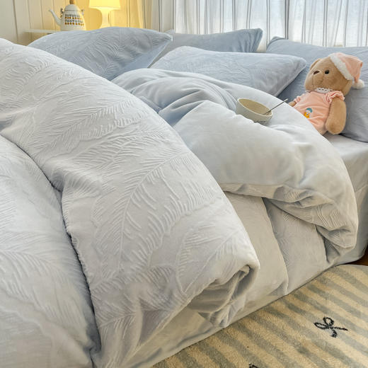 冬季【A类母婴级牛奶绒四件套】保暖加厚雕花加绒双面绒 防静电四件套 商品图10