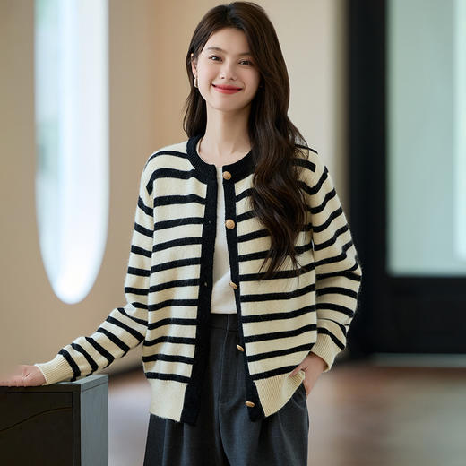 CC-J863秋装新款经典条纹拼色休闲针织开衫小众显瘦气质上衣潮ins女 商品图3