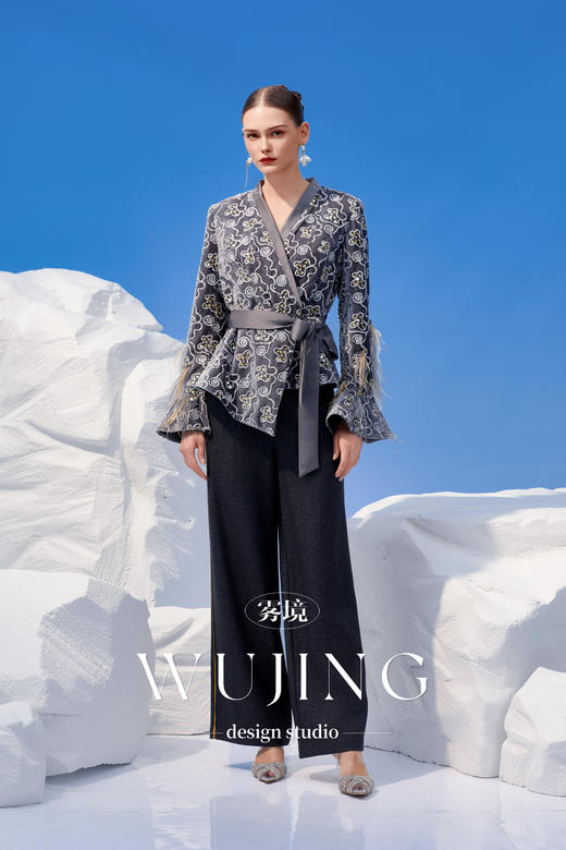 4202041 灰金片羽 进口亮丝斜纹裤子 雾境 商品图1