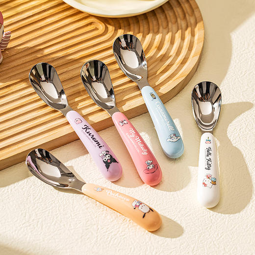 摩登主妇三丽鸥304不锈钢元宝勺子可爱儿童吃饭调羹家用短柄汤勺 商品图2