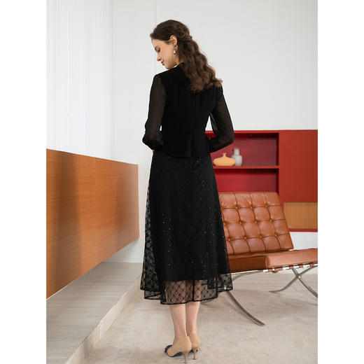 司歌假两件连衣裙刺绣七分袖V领小黑裙A901110X 商品图3