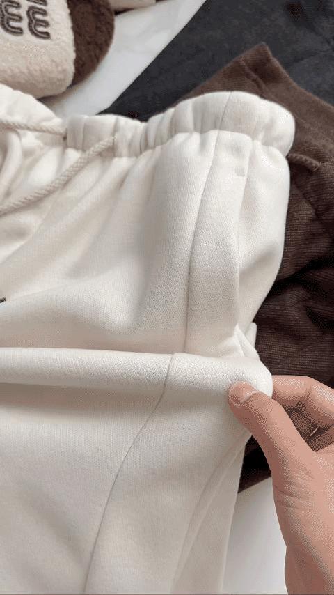 断码严重⚠️⚠️巨好穿！不光卷价格！品质也升级❗️商场💰3000+【醋酸羊毛裤】升级Eastman NAIA ™醋酸纤维，100%美国🇺🇸进口 ✅巨显瘦，梨型身材必入✅加厚不臃肿！790g高克重 商品图1