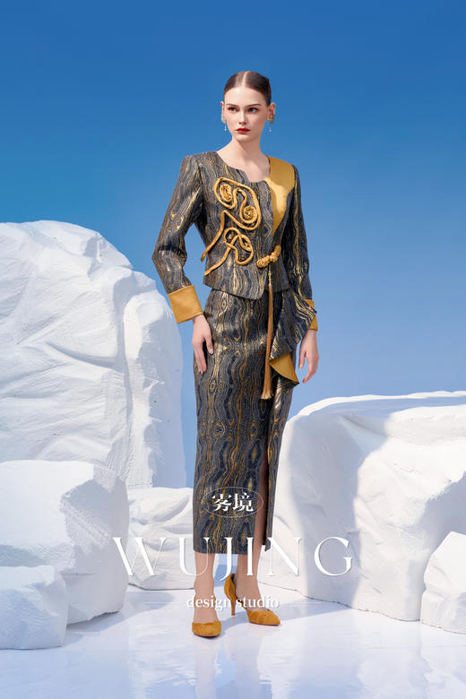 4202035 灰金片羽 高级双色提花外套 雾境 商品图2