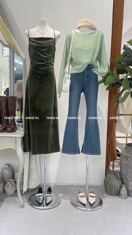 【门店同款】ENJOY秋季时光回廊静奢绒面吊带裙 159396721 商品图3