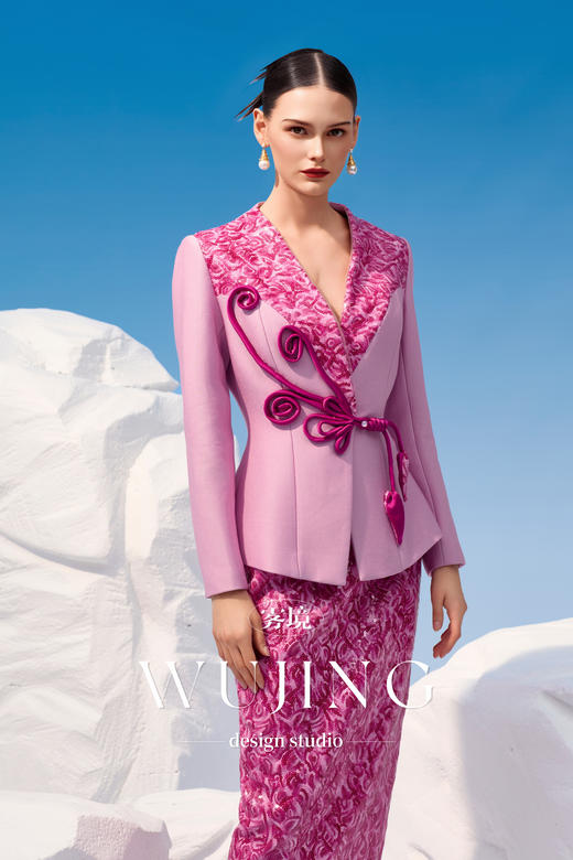 4202046 烟花粉黛 高级亮丝斜纹 进口双色亮片外套 雾境 商品图2