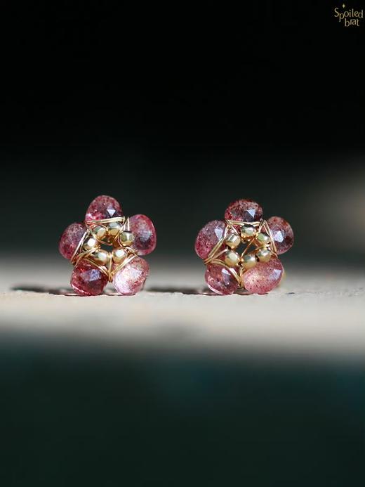 SpoiledBrat Jewelry草莓晶小花耳钉 商品图0