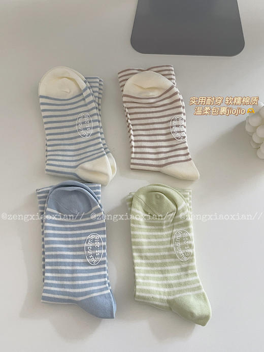 <曾小咸推荐>  治愈系条纹中筒袜  商品图5