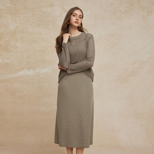 PG639斯尔丽24新款气质两件套廓形显瘦手工钩花上衣配背心裙针织连衣裙 商品图0