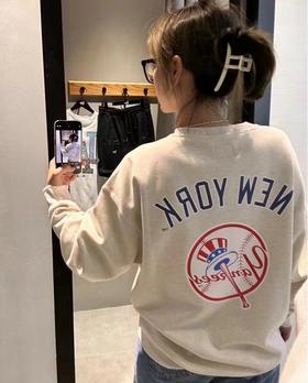 .拼手速一共150件！！春款，独家威海订单 New Era纽亦华早秋新款NY印花重磅长袖卫衣，男女同款，官网同步发售  魔术棒卫衣