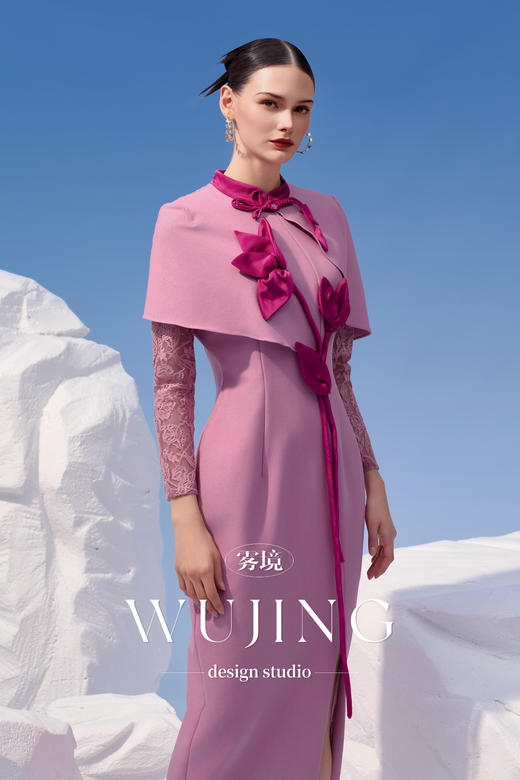 4202048 烟花粉黛 高级亮丝斜纹连衣裙 雾境 商品图4