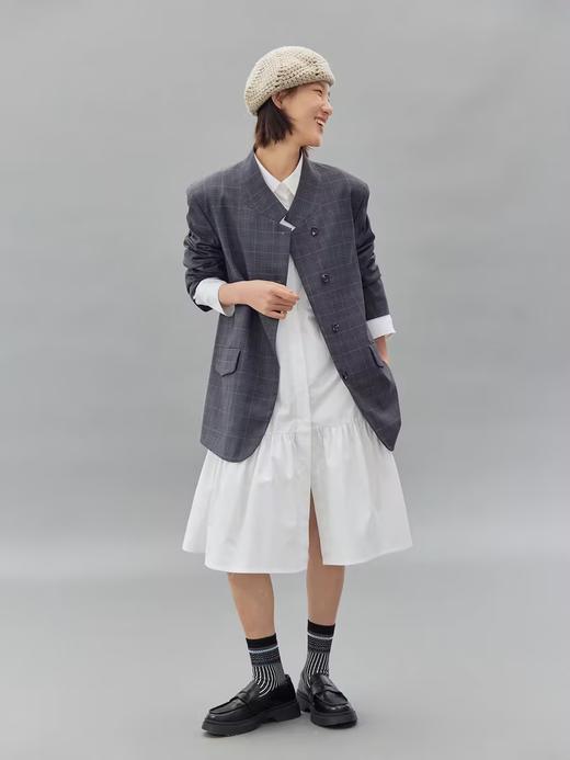 步履不停/4C31149C/叠穿百搭衬衫领式黑色白色中长款连衣裙 商品图1