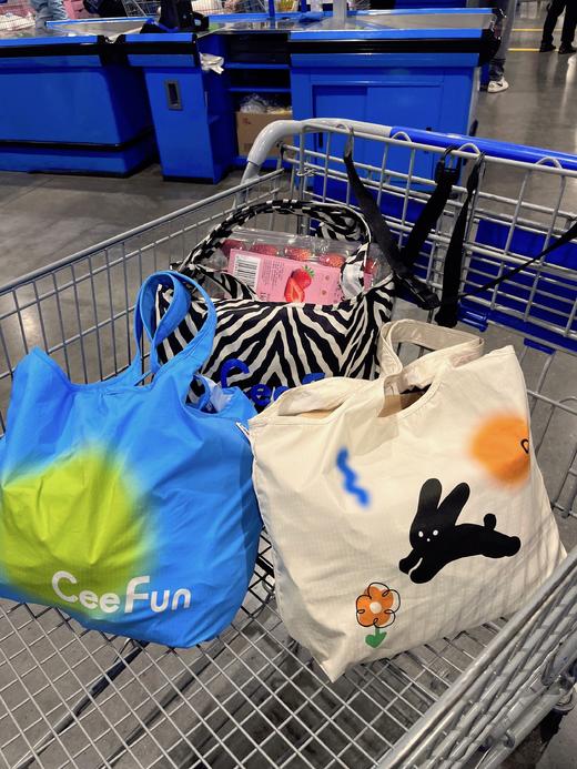 Ceefun喜翻妈咪包 | 轻薄单肩包健身包防泼水可机洗不褪色可折叠收纳 商品图4