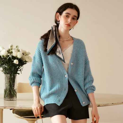OLrain欧芮儿法式蓝色毛衣女秋季2024年新款温柔风针织衫外套 商品图3