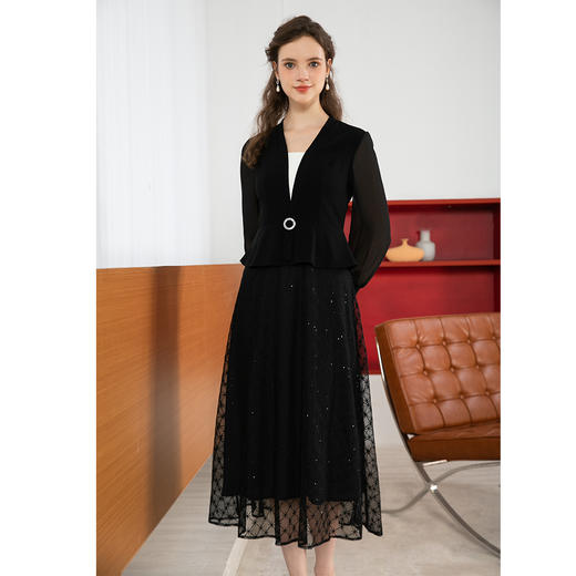 司歌假两件连衣裙刺绣七分袖V领小黑裙A901110X 商品图1