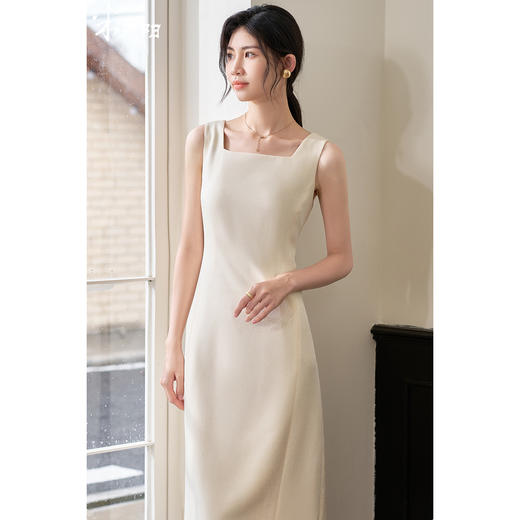 米思阳2026春季新款法式赫本风高端醋酸连衣裙商务白色礼服背心裙 商品图0