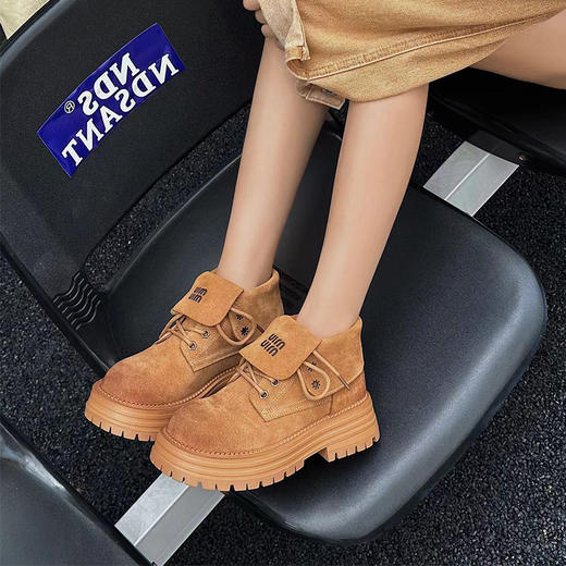 经典鲨2024年冬新款百搭圆头时尚渐变潮流平底两穿马丁靴女KW356-D58011 商品图1