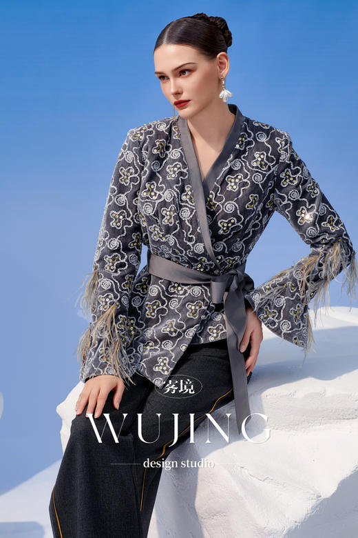 4202041 灰金片羽 进口亮丝斜纹裤子 雾境 商品图6