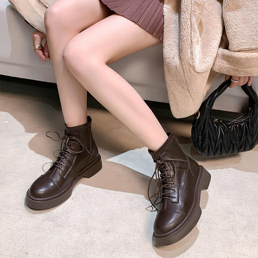 西遇内增高马丁靴女新款秋冬单靴复古低帮配裙子系带厚底短靴SS248550 商品图2