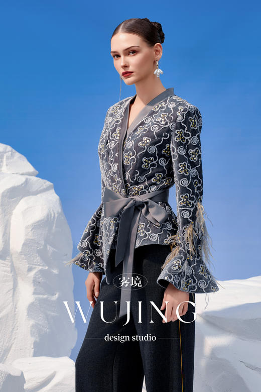 4202041 灰金片羽 进口亮丝斜纹裤子 雾境 商品图5