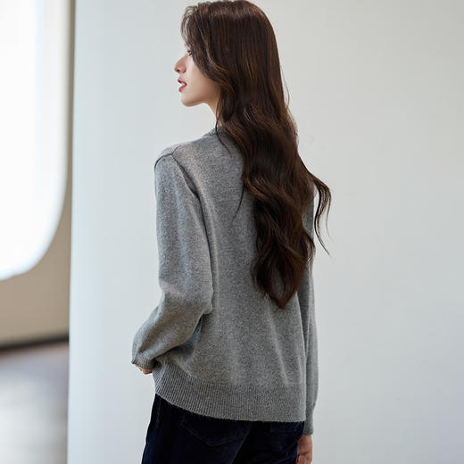 CC-J846早秋钉珠绣花针织开衫女2024新款春秋外穿毛衣小个子短款外搭外套 商品图2