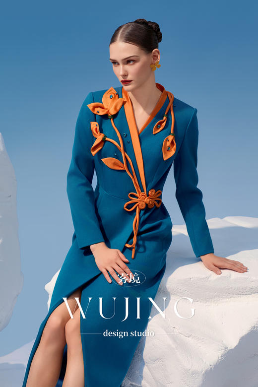 4202028 悠蓝碧玉 高级亮丝斜纹大衣 雾境 商品图2