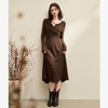 西遇咖色长袖连衣裙女新款V领串珠镂空领口修身长裙13542550 商品缩略图1