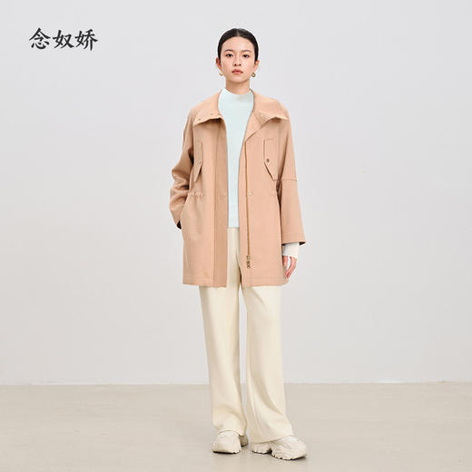 【商场同款】CNJ4978“随性风衣外套”气质卡其色  羊毛针织呢外套 松弛H版型 立翻领设计 干练利落 腰部抽绳 通勤风衣 商品图13