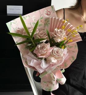 曼塔小花束