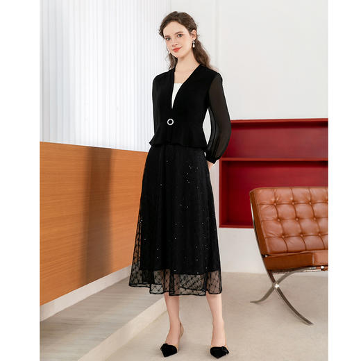 司歌假两件连衣裙刺绣七分袖V领小黑裙A901110X 商品图0