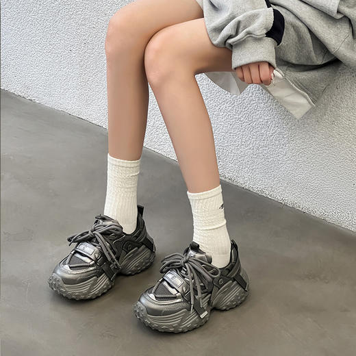 经典鲨2024年秋季款韩版时尚潮酷网面透气显高休闲老爹鞋女KW68-D37011 商品图1