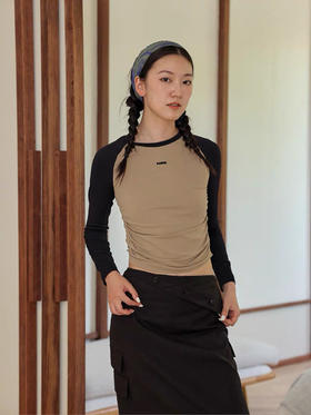 无缝一体插肩袖打底