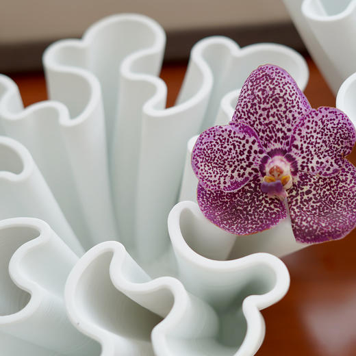 现代装饰陶瓷花瓶白色感摆件插花创意花盆入户玄关 商品图3