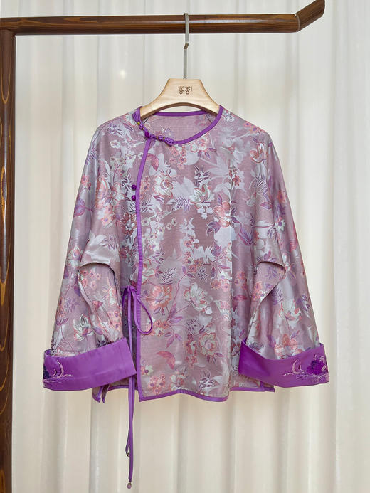 UQ241319上衣 商品图0