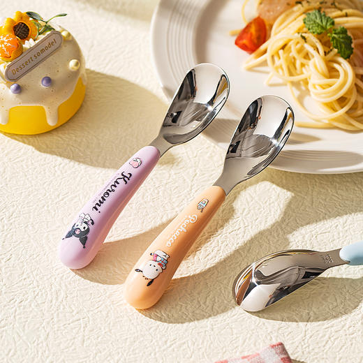 摩登主妇三丽鸥304不锈钢元宝勺子可爱儿童吃饭调羹家用短柄汤勺 商品图3