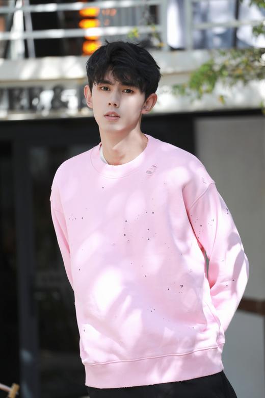 W346364191破洞墨迹圆领卫衣 商品图0