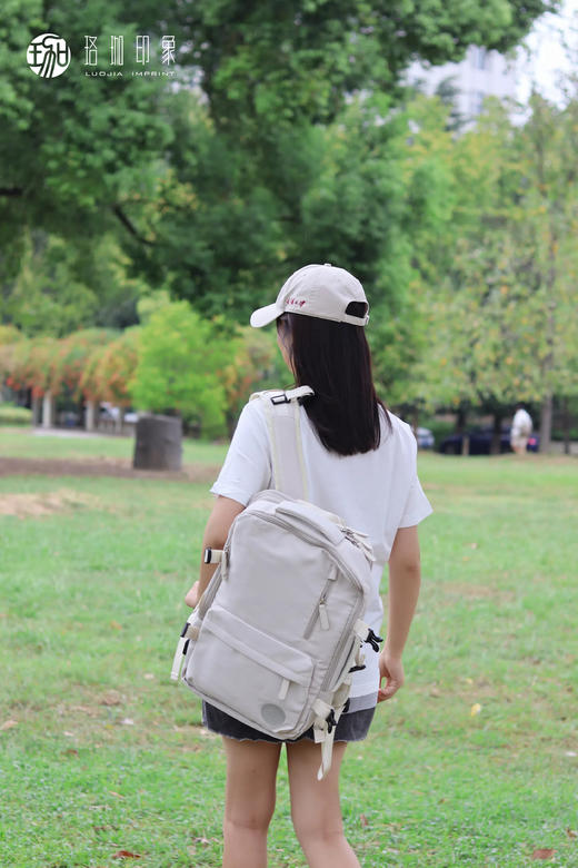 多功能双肩包背包 商品图1