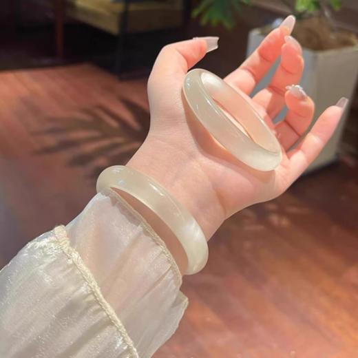 🎈🎈直击底价 🔥【珀派霖菲高冰猫眼碎冰冰手镯】！ 🌸高冰香槟金手镯冰种藕粉镯子💪 /拿捏秋冬氛围感 🔆戴不腻的经典款 商品图5