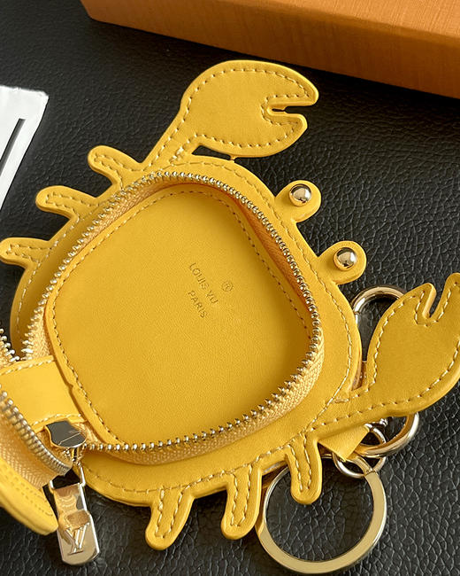 现货 THS 9.15-无 驴家 小螃蟹小海龟包包挂件 耳机包 6色 CQ1360 商品图9