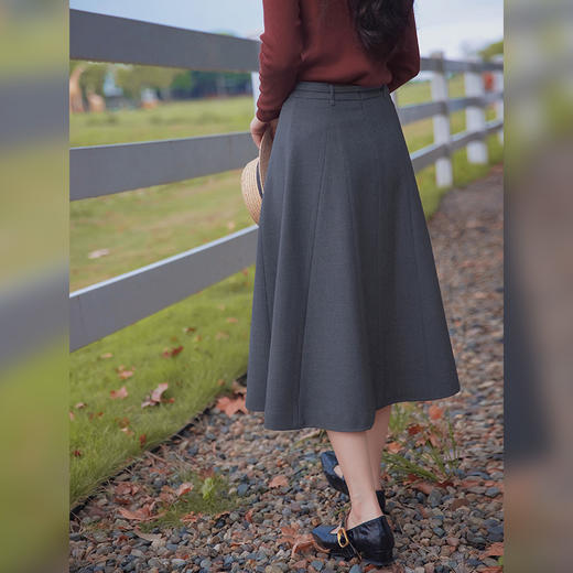 【预售7天】重磅定制款 | 天丝羊毛 A型立体剪裁显瘦秋裙 商品图1