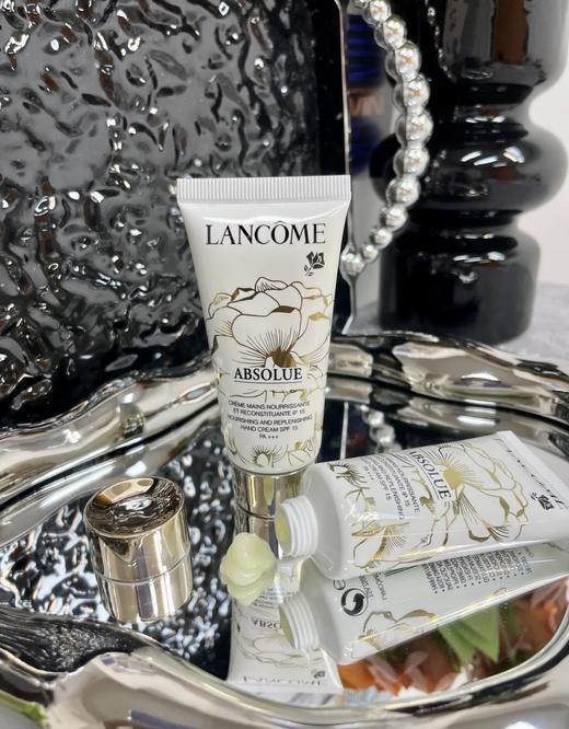 [小滋心选]【活动价￥99.9】兰蔻菁纯护手霜30ml*4+化妆包 商品图3