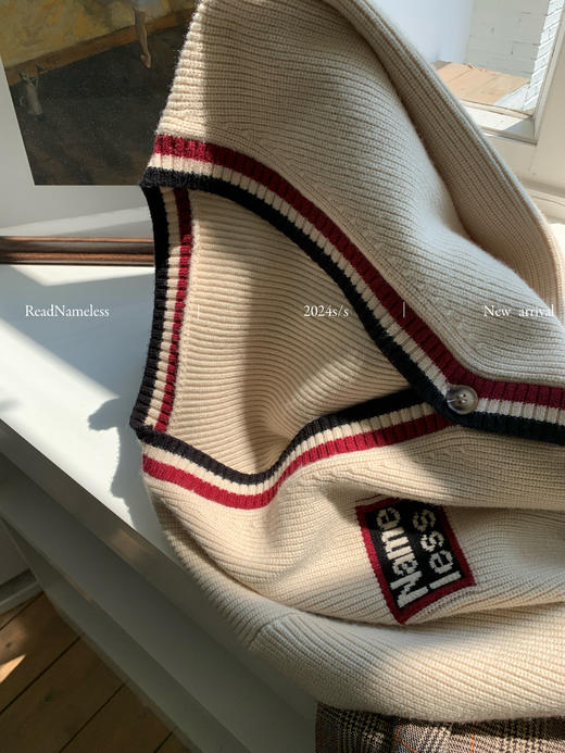 Read Nameless /天柔纱学院风miu 系大毛衣+羊毛格子拼接百褶裙裤 2024/9/14 商品图2