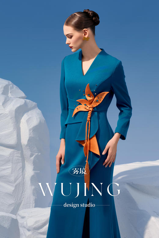 4202078 悠蓝碧玉 进口亮丝斜纹连衣裙 雾境 商品图2