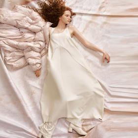 谜底背心式连衣裙2024冬季新品文艺复古不规则长裙无袖244GL1693