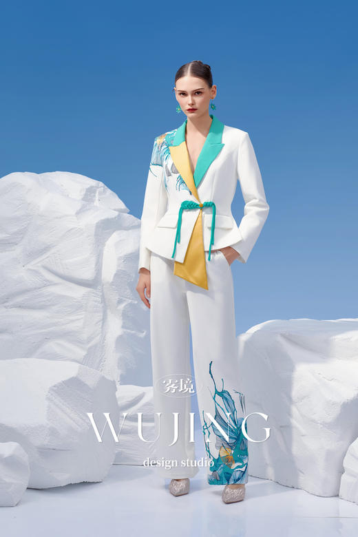 4202099 浑金白玉 定制定位印花外套 雾境 商品图3