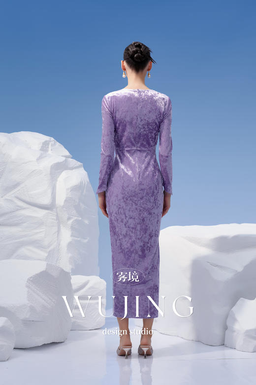 4202070 淡紫静怡 进口钻石绒连衣裙 雾境 商品图5